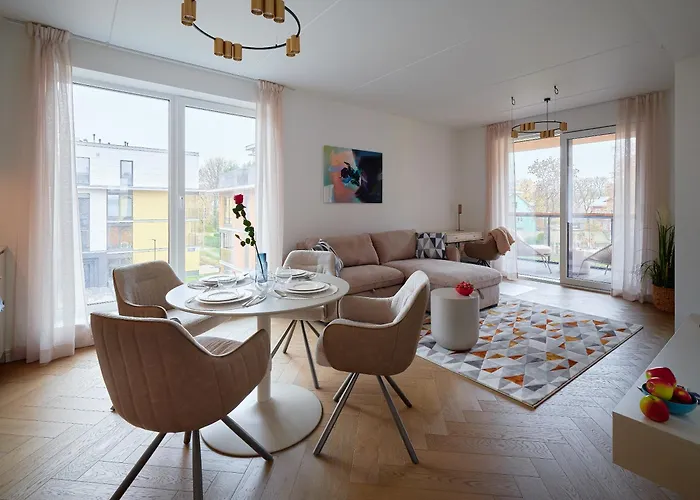 Kotzebue - Kalamaja Luxury - Bold & Refined Apartment Tallinn