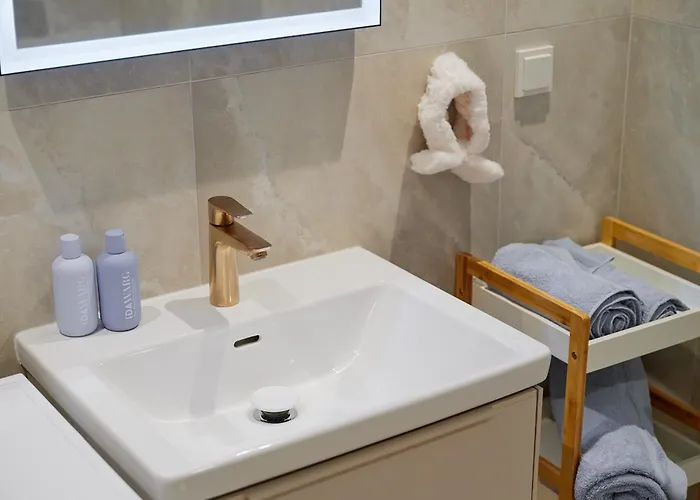 Apartment Kotzebue - Kalamaja Luxury - Bold & Refined